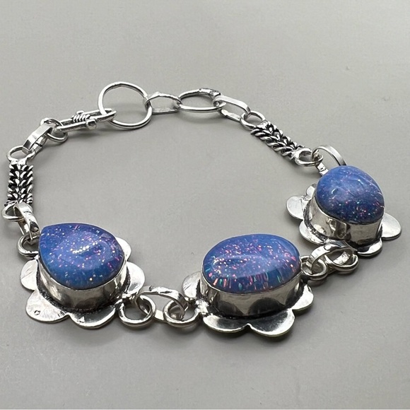 New Milky Opalite Dichroic Acrylic Silver Overlay Bracelet Size 7.5 and 8.25 - Picture 8 of 9